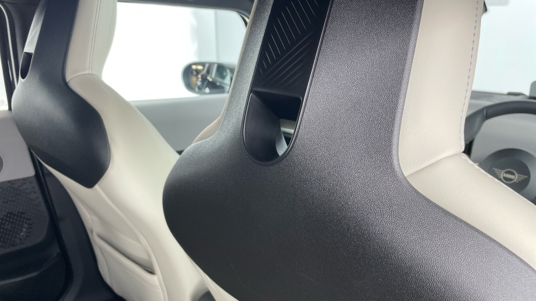 MINI Cooper 1.5 C Exclusive 5dr Auto Petrol Hatchback